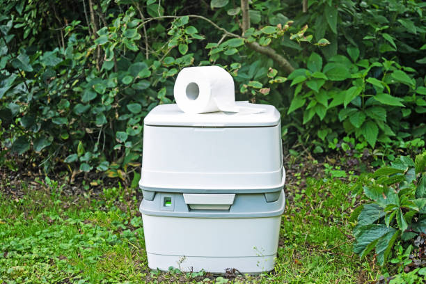 Best Portable restroom trailer rental  in Carbon Cliff, IL